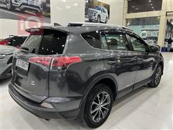 تۆیۆتا ڕاڤ 4